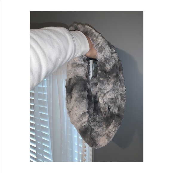 NWT Loft Scarf - Picture 1 of 5